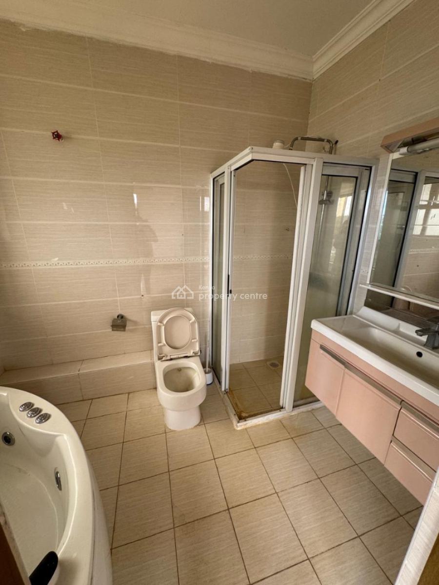 Spacious 3-bedroom Apartment with Dsq - Mandera Road, Mandera Road, Kileleshwa, Nairobi, Apartment for Rent