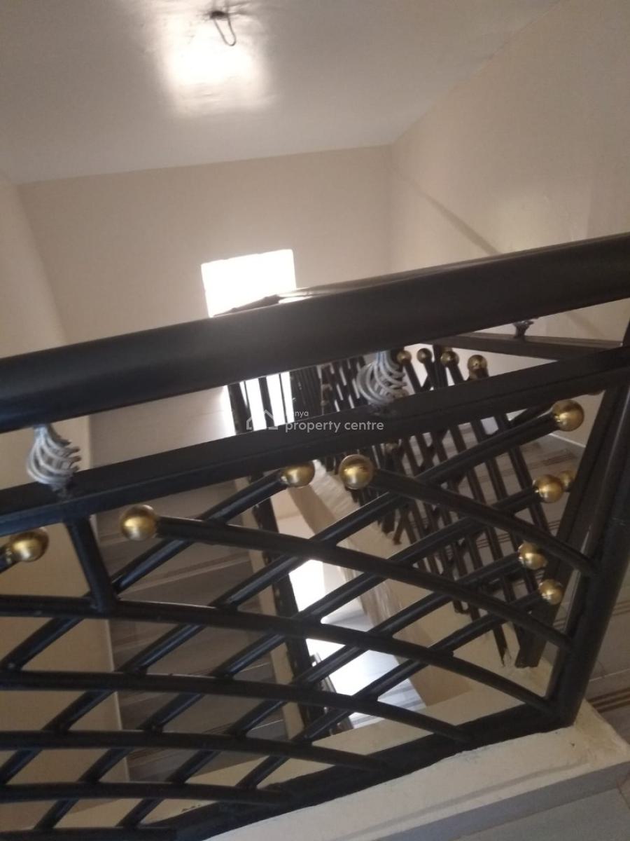 5 Bedroom House Naivasha 3 Floors Near Aqua Resort. Floor 1:, Naivasha Aqua, Naivasha East, Nakuru, Townhouse for Sale
