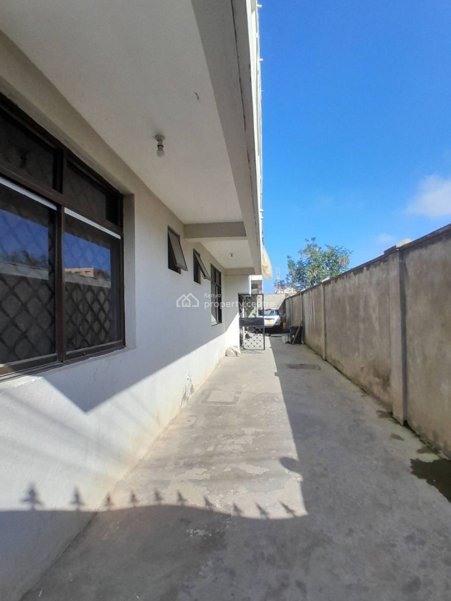 a Well-maintained Bedsitter Apartment Located National Bank Mt, National Bank Mtwapa, Mtwapa, Kilifi, Bedsitter (single Room) for Rent