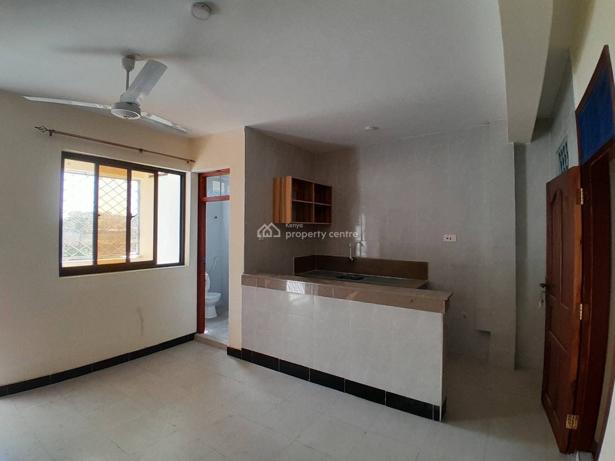 Brand New Studio Apartment Located Mtwapa Mall Area, Mtwapa., Mtwapa Mall Area, Mtwapa., Mtwapa, Kilifi, Bedsitter (single Room) for Rent