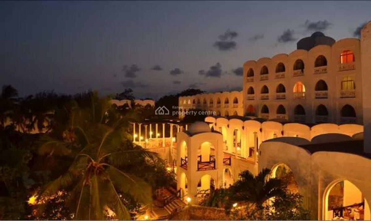 4 Star Beach Hotel with 191 Rooms in Diani Beach-kenyan Coast  Sitting, Diani Beach, Ukunda, Kwale, Hotel / Guest House for Sale