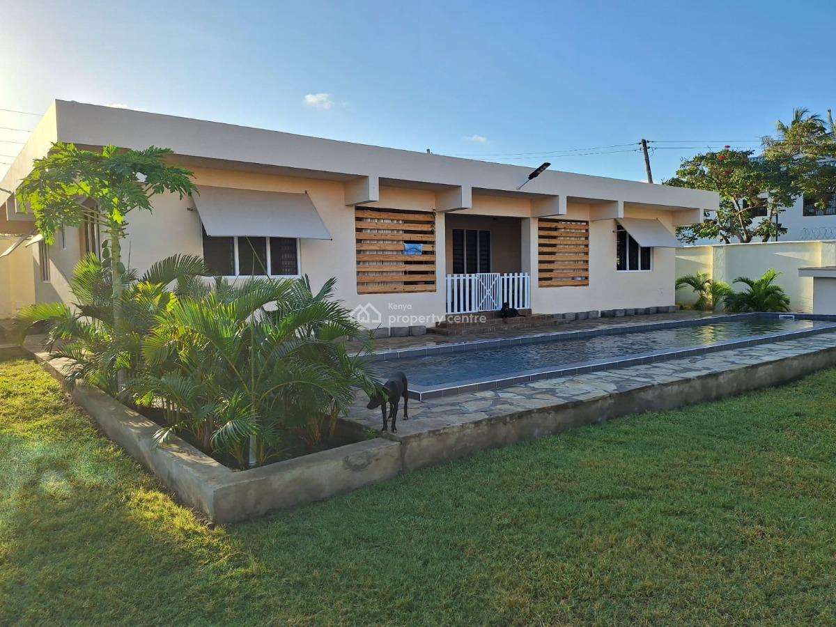 Luxury Green Villa with Pool, Diani, Beach 2, Ukunda, Kwale, Terraced Bungalow for Sale