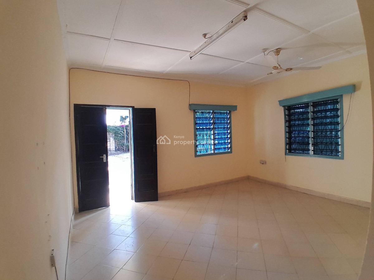 a Spacious 2 Bedroom Apartment Located Near Zebra Estate, Mtwapa, Near Zebra Estate, Mtwapa, Mtwapa, Kilifi, Townhouse for Rent