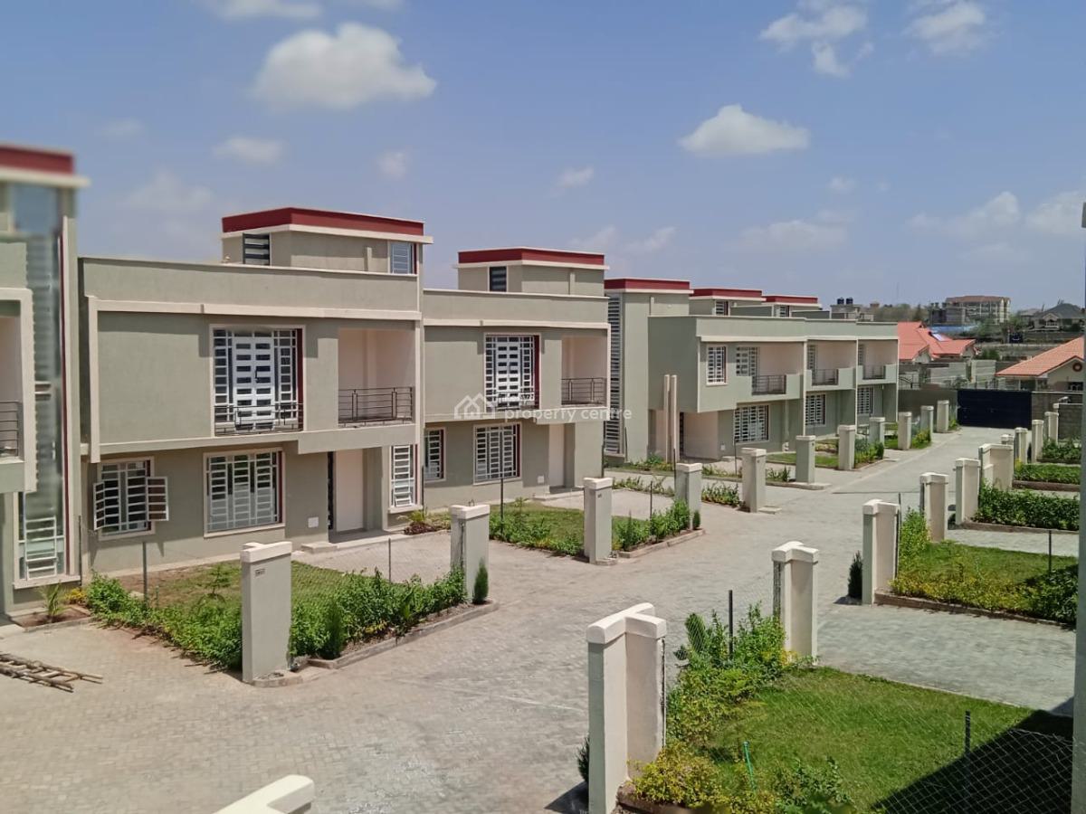 Exquisite 3 and 4 Bedroom All-ensuite Flat Roof Townhouses with a Dsq, Muigai Estate, Kitengela, Kajiado, Townhouse for Sale