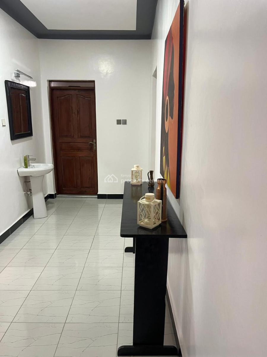 Clean Elegant Apartment with a Pool, Diani Beach, Diani, Ukunda, Kwale, Apartment for Rent