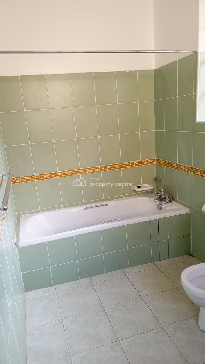 an Amazing Spacious 5 Bedroom Townhouse All Ensuite Plus 2dsq, Lavington, Nairobi, House for Sale