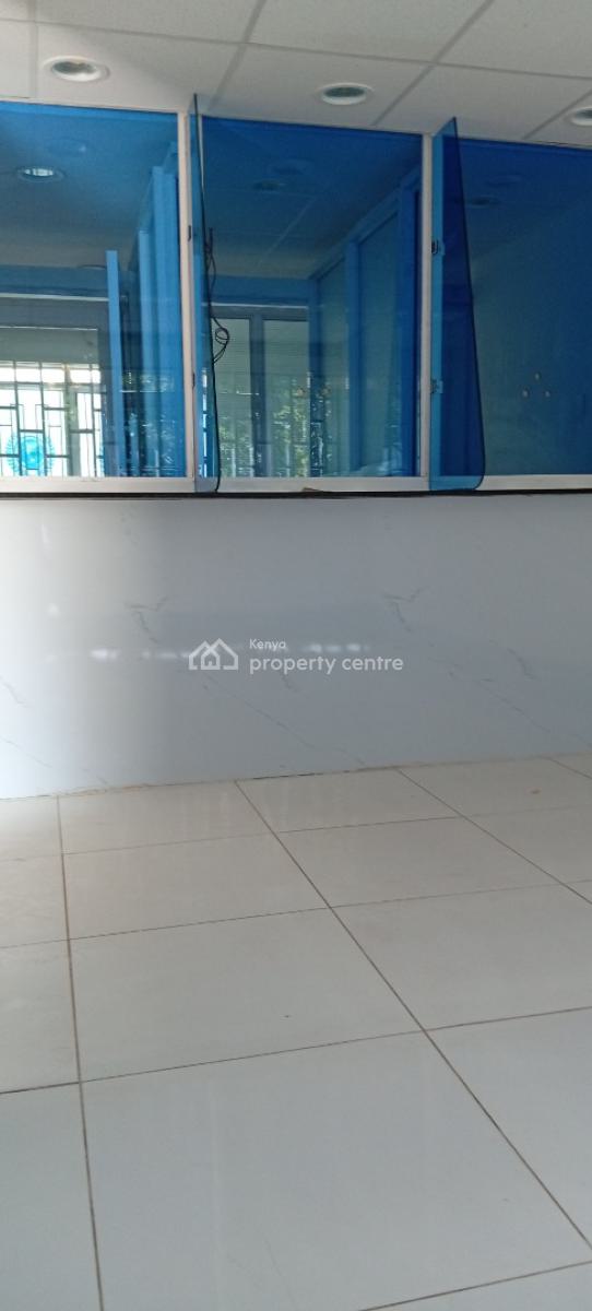 Three (3) Bedroom Maisonette with a Shared Garden, Argwings Kodhek Road, Hurlingham, Kilimani, Nairobi, Office Space for Rent