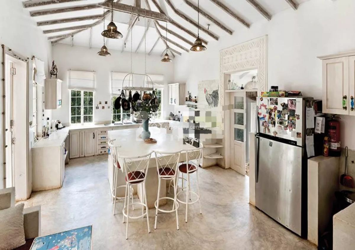 6 Bedroom Luxurious Home, Karen, Nairobi, Townhouse for Sale