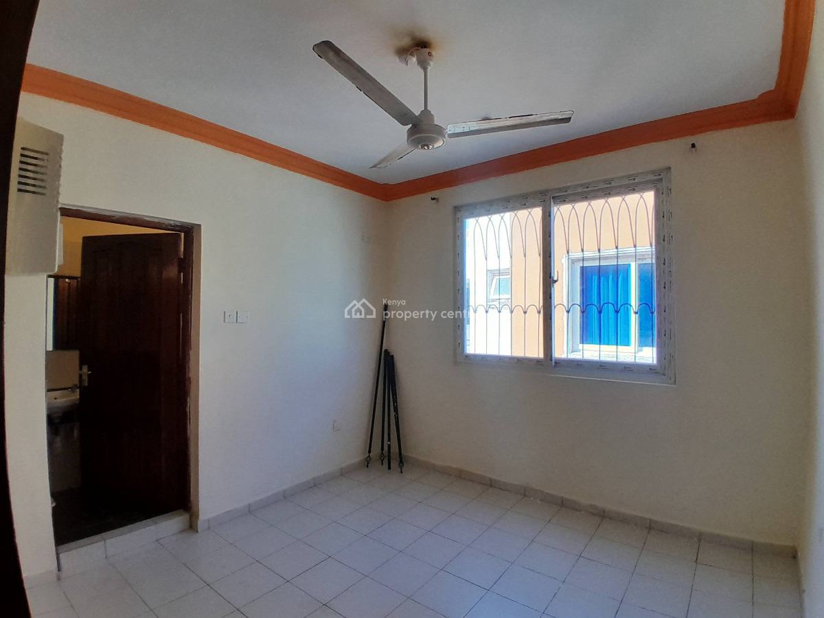 Spacious 3 Bedroom Apartment Located in Luxury Area, Mtwapa, Kilifi, Apartment for Rent