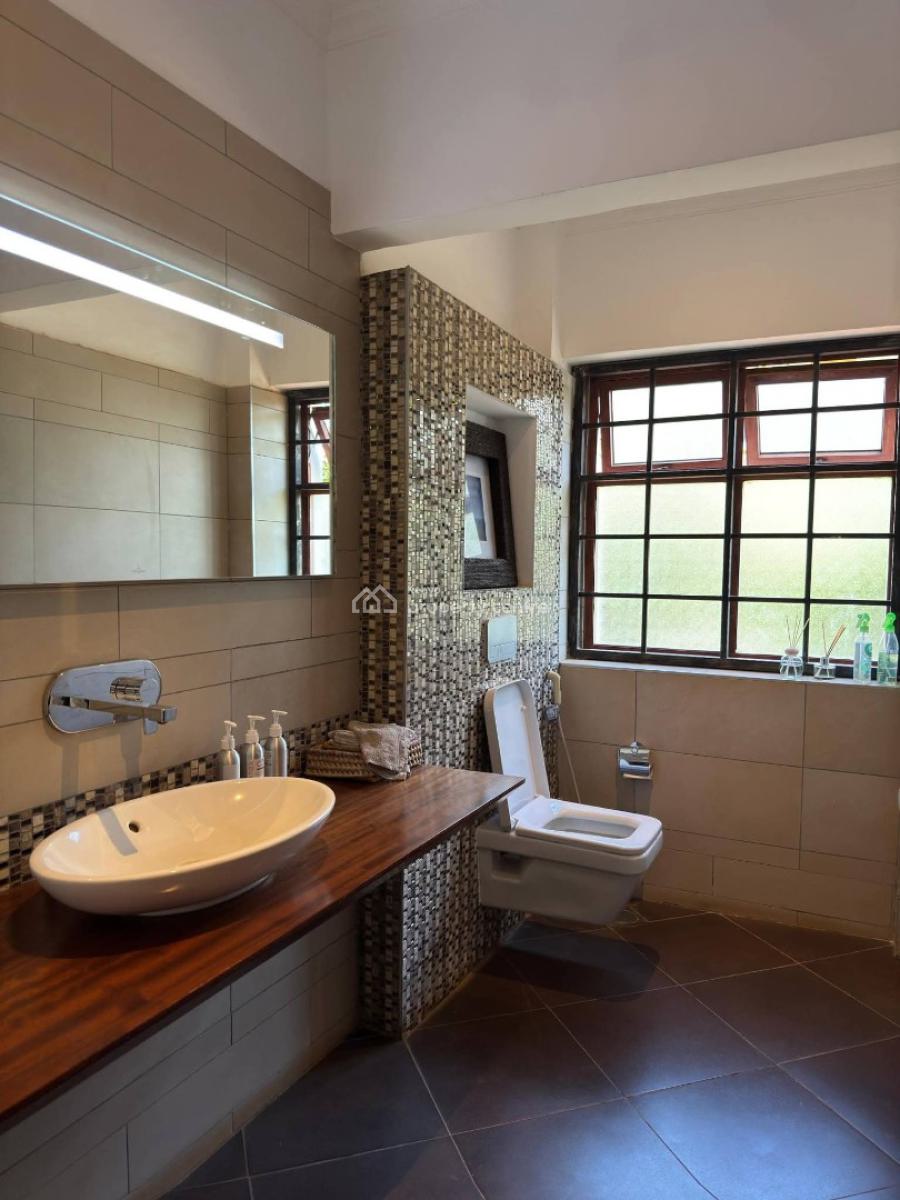 Exquisite 5 Bedroom House with Pool Dsq on Half Acre in Runda., Runda, Westlands, Nairobi, House for Sale