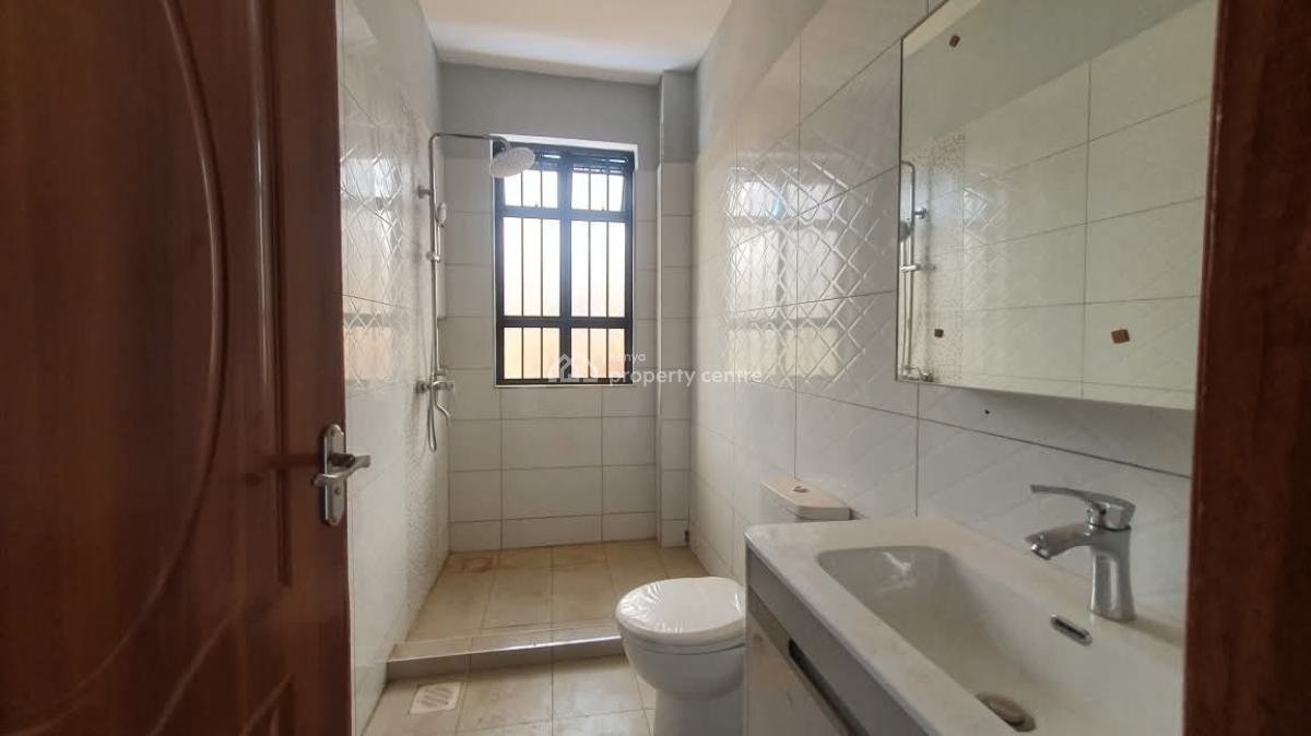 Luxurious 6bedroom Home All Ensuite with Dsq on Halfacre in Runda., Runda, Westlands, Nairobi, House for Sale