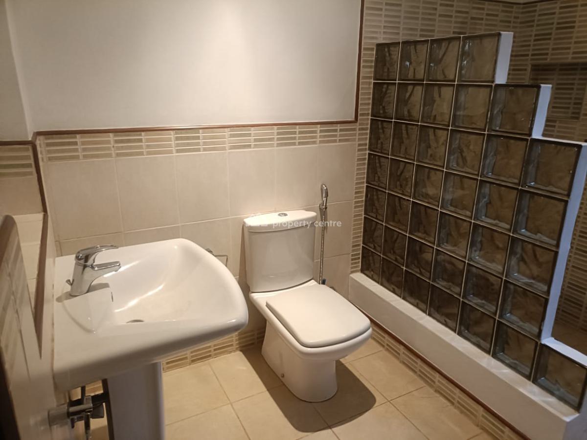 Hidden Gem: Own Compound 3 Bedrooms House with Mature Garden, Runda, Runda, Westlands, Nairobi, House for Rent