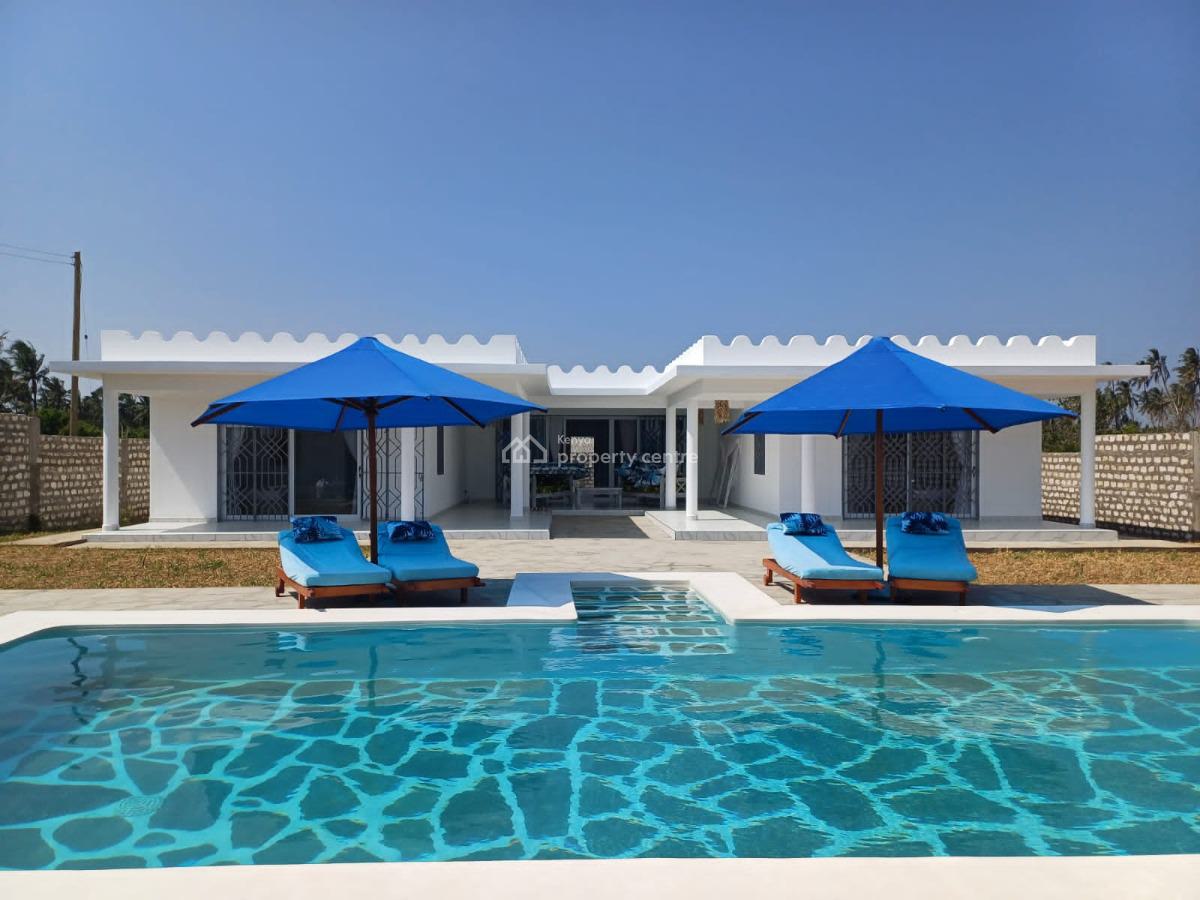 Watamu Kilifi  2 Bedroom Villa Big Dinning Area and Kitchen Sitting on, Watamu, Watamu, Kilifi, House for Sale