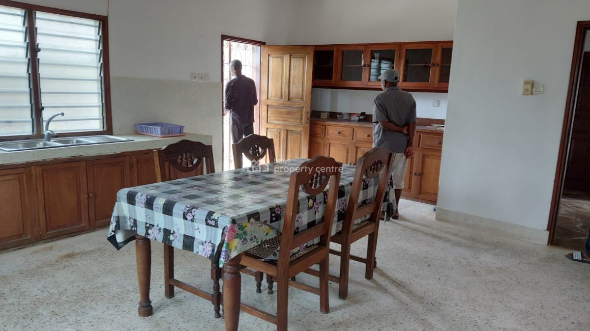 Malindi 3 Bedroom House Ensuite Sitting on 2 Acres, Garage, Undergroun, Malindi Kilifi, Malindi Town, Kilifi, Townhouse for Sale
