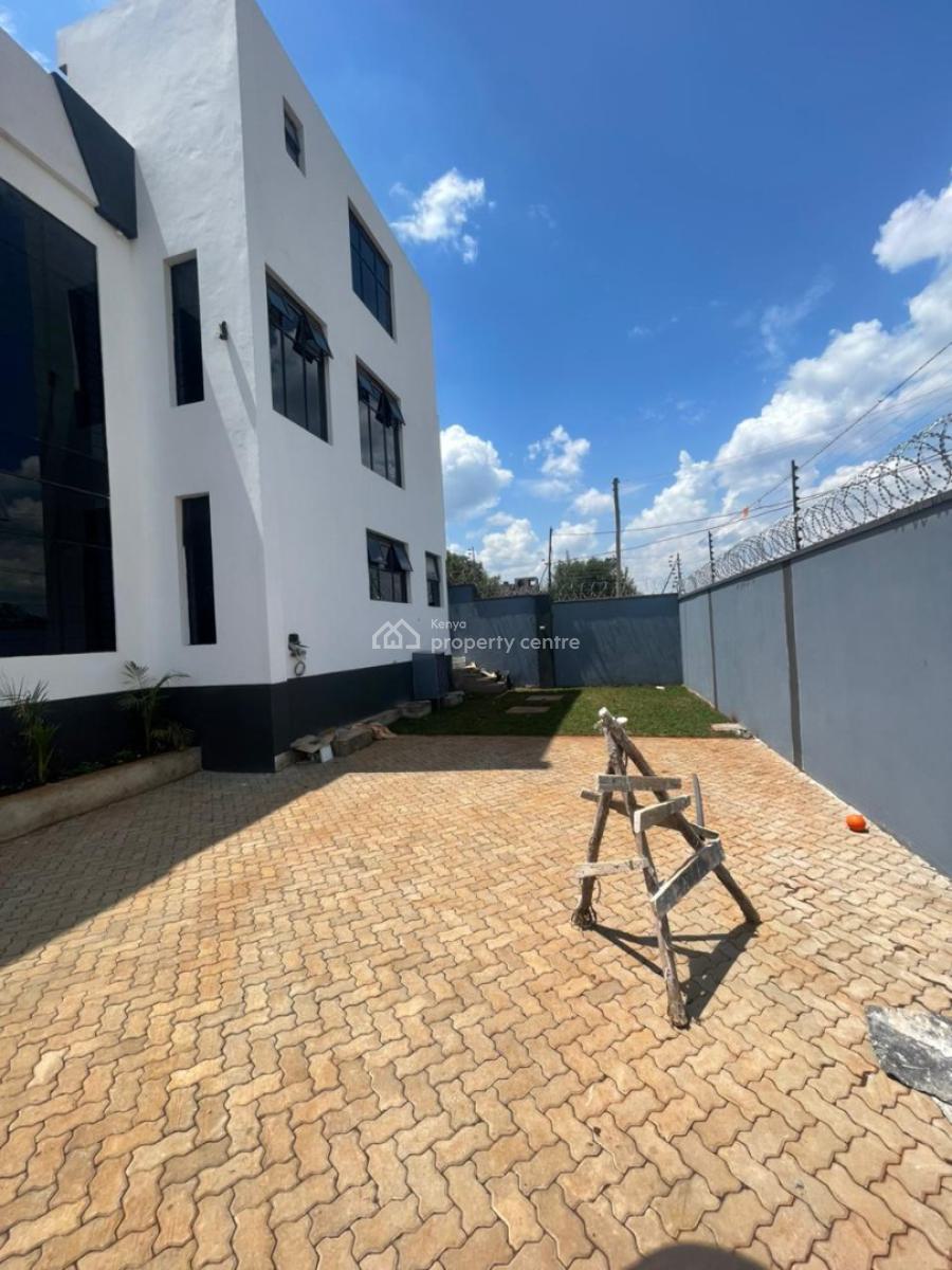 5 Bedroom Town House with Attached Sq All Ensuite in a Controlled Gate, Ruiru, Ruiru, Kiambu, Townhouse for Sale