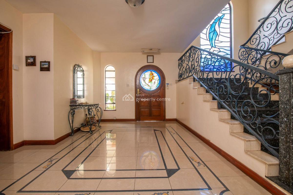 Elegant 6-bedroom All-en-suite Mansion with a Private Swimming Pool, Runda, Westlands, Nairobi, House for Sale