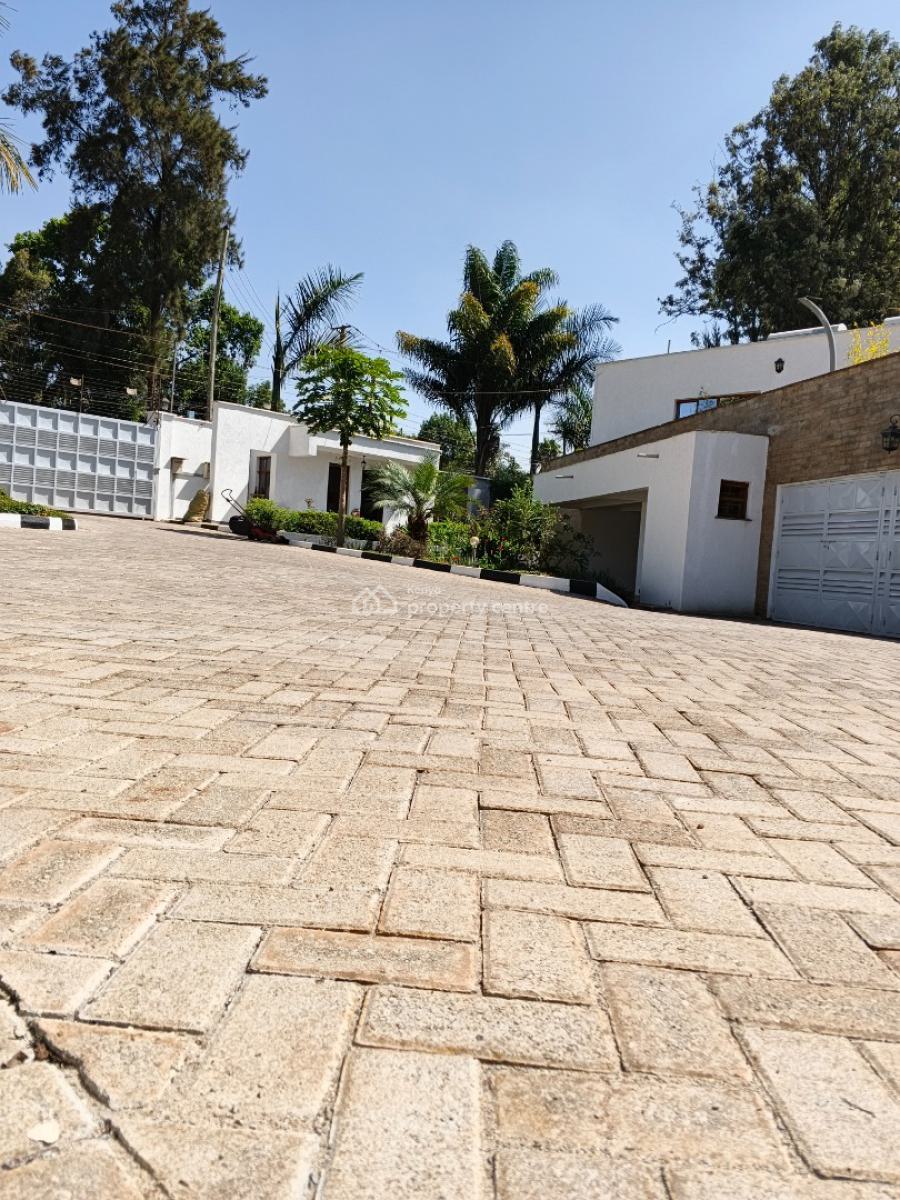 High End 4 Bedrooms Home with Lush Garden, Runda, Westlands, Nairobi, House for Rent