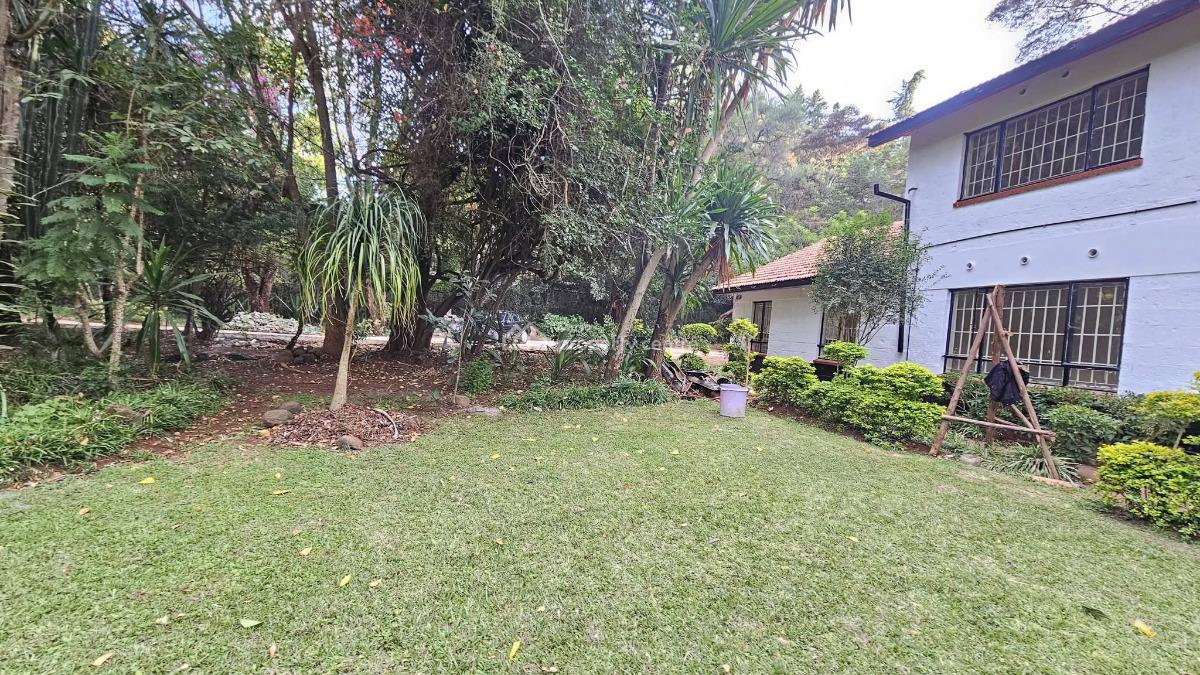 5 Bedroom House, Karen, Nairobi, Townhouse for Rent