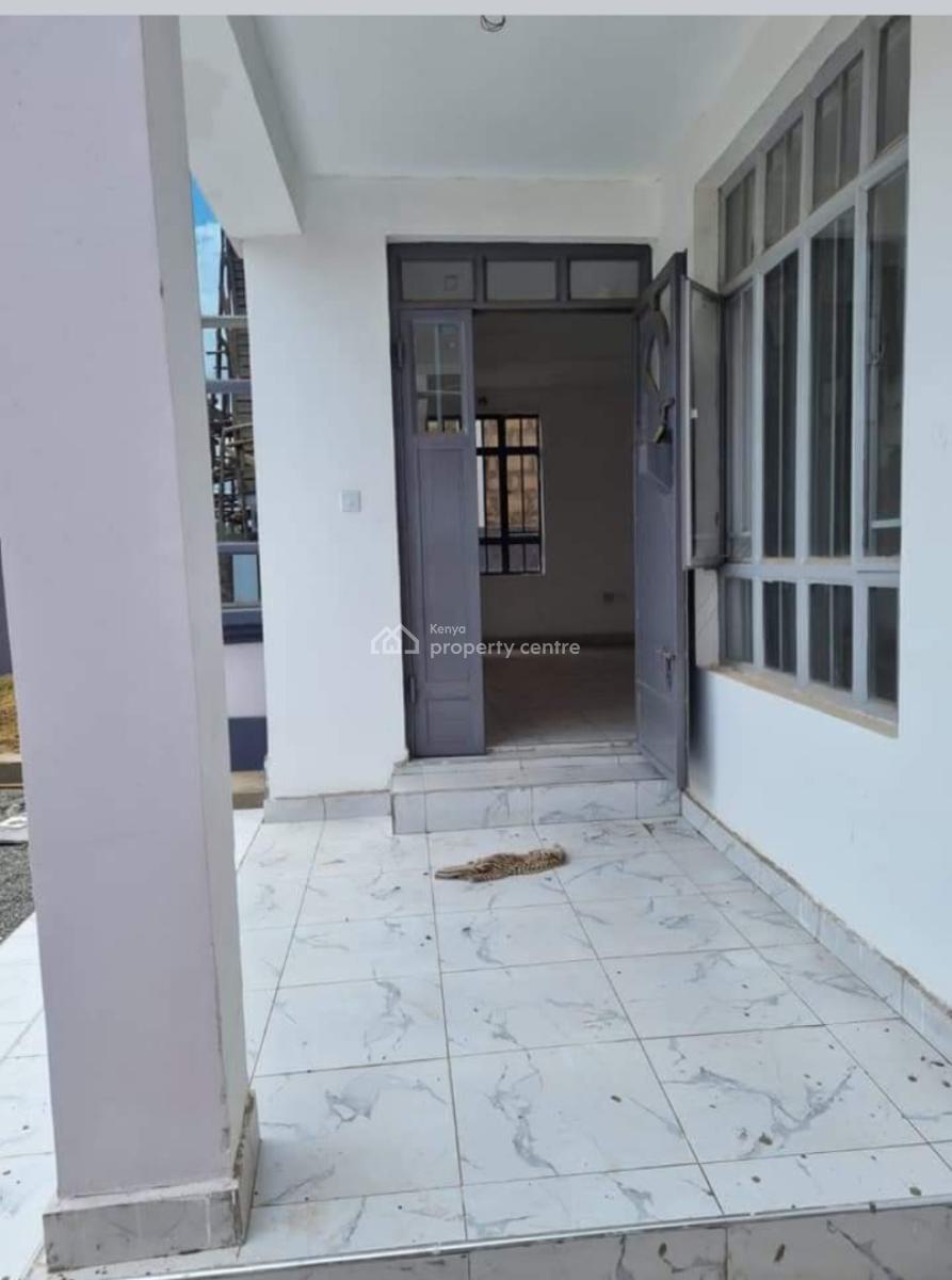 4 Bedroom Spacious Maisonette All Ensuite Sq, a Few Meters From The Tarmac Road, Kikuyu, Kiambu, House for Sale