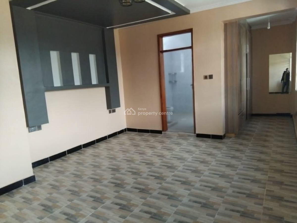 Beautiful 4bedroom Maisonette All Ensuite on Eighth, a Few Meters From The Tarmac Road, Kikuyu, Kiambu, House for Sale