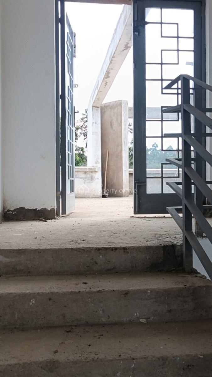 Beautiful 4bedroom Maisonette All Ensuite on Eighth, a Few Meters From The Tarmac Road, Kikuyu, Kiambu, House for Sale