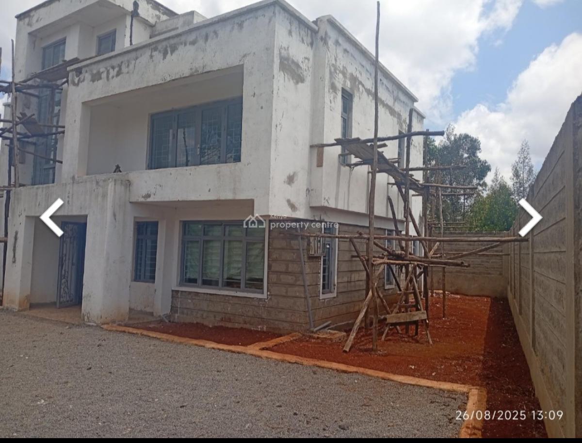 Beautiful 4bedroom Maisonette All Ensuite on Eighth, a Few Meters From The Tarmac Road, Kikuyu, Kiambu, House for Sale
