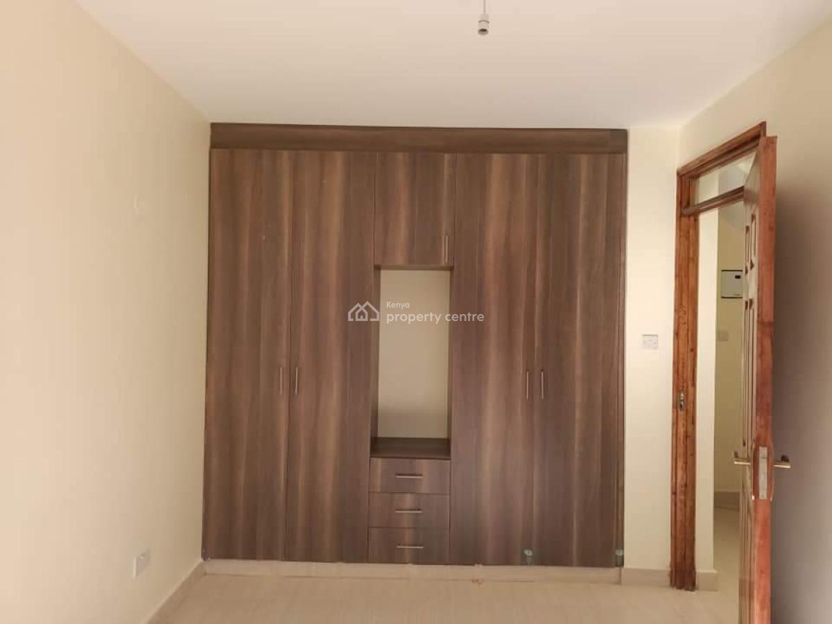 Beautiful 4 Bedroom Maisonette 2 Ensuite in Gated Community, a Few Meters From The Tarmac Road, Kikuyu, Kiambu, House for Sale