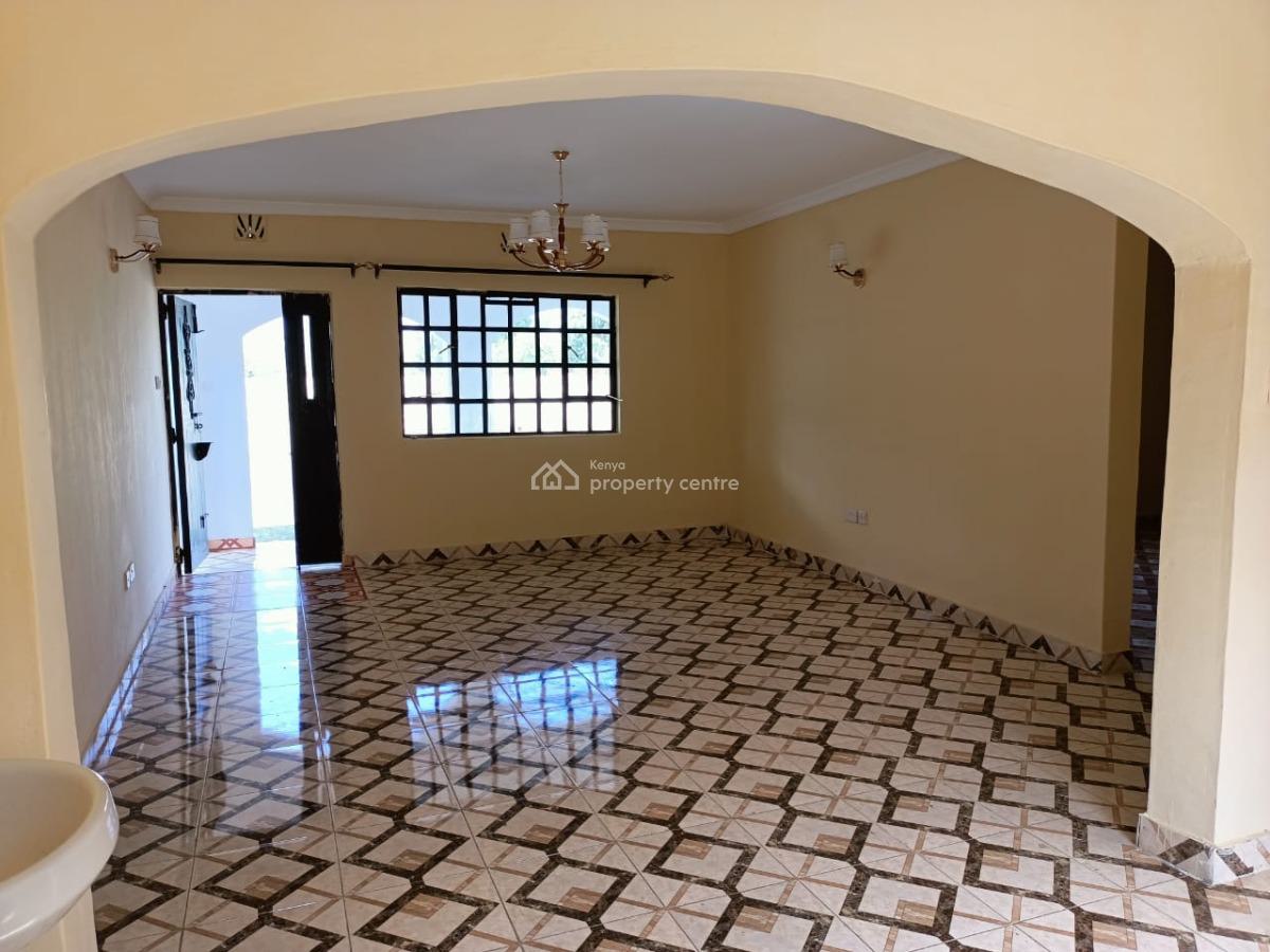 Beautiful 4 Bedroom Bungalow Ensuite on an Eighth, a Few Meters From The Tarmac Road, Ongata Rongai, Kajiado, House for Sale