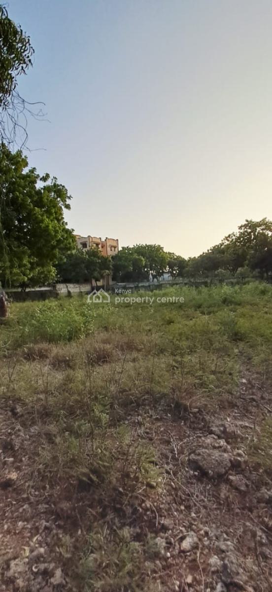 Prime 1 Acre Land Within The Poshest Areas, Nyali, Mombasa, Mixed-use Land for Sale