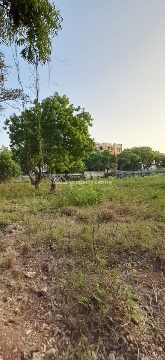 Prime 1 Acre Land Within The Poshest Areas, Nyali, Mombasa, Mixed-use Land for Sale