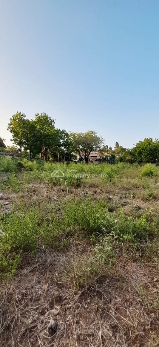 Prime 1 Acre Land Within The Poshest Areas, Nyali, Mombasa, Mixed-use Land for Sale