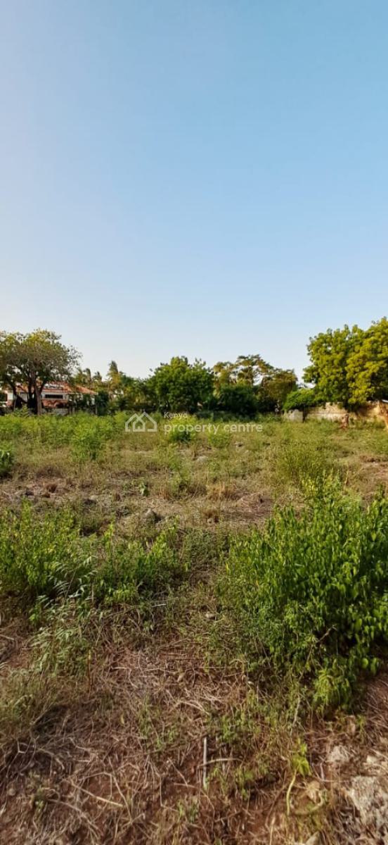 Prime 1 Acre Land Within The Poshest Areas, Nyali, Mombasa, Mixed-use Land for Sale
