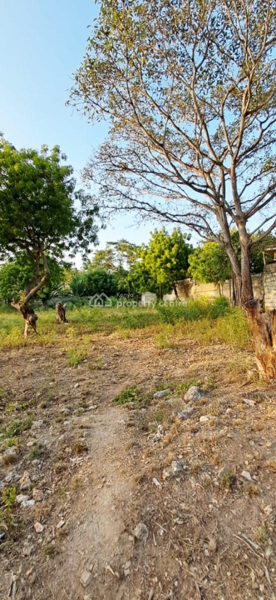 Prime 1 Acre Land Within The Poshest Areas, Nyali, Mombasa, Mixed-use Land for Sale