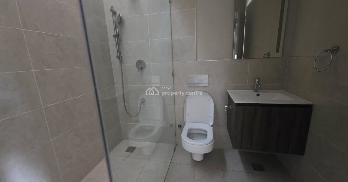 Charming 3 Bedrooms House Master Ensuite Plus Dsq with a Garden, Kiambu Road, Runda, Westlands, Nairobi, Terraced Bungalow for Rent