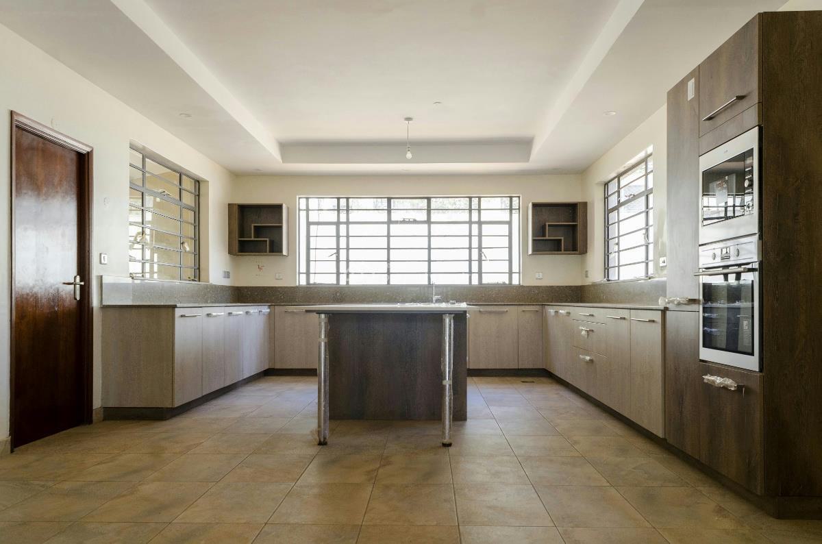 Luxurious 5 Bedroom Villa in Lower Kabete, Lower Kabete Road, Spring Valley, Nairobi, Detached Duplex for Rent