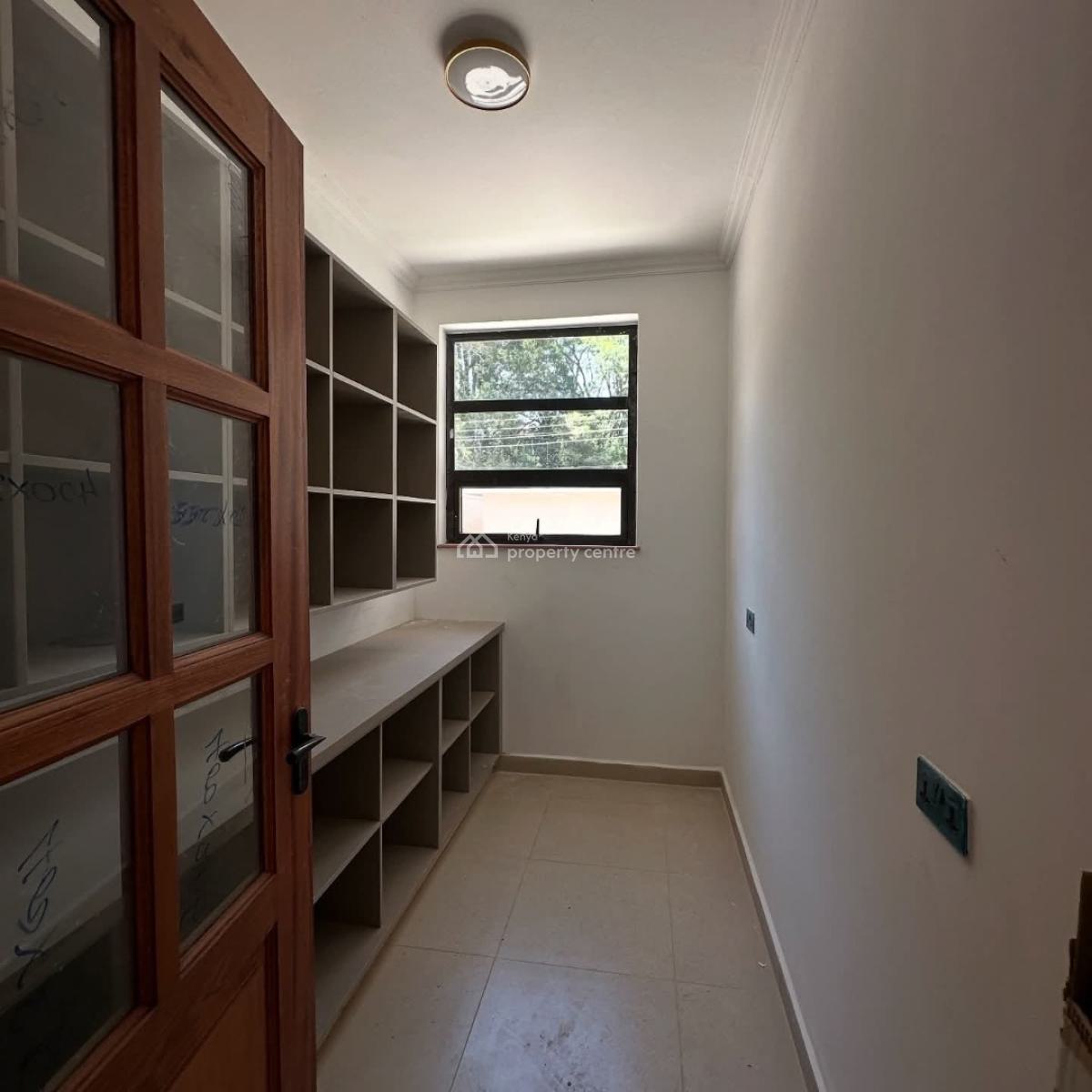 Luxury 5-bedroom All-en-suite Villa in Gated Community, Karen, Nairobi, House for Sale