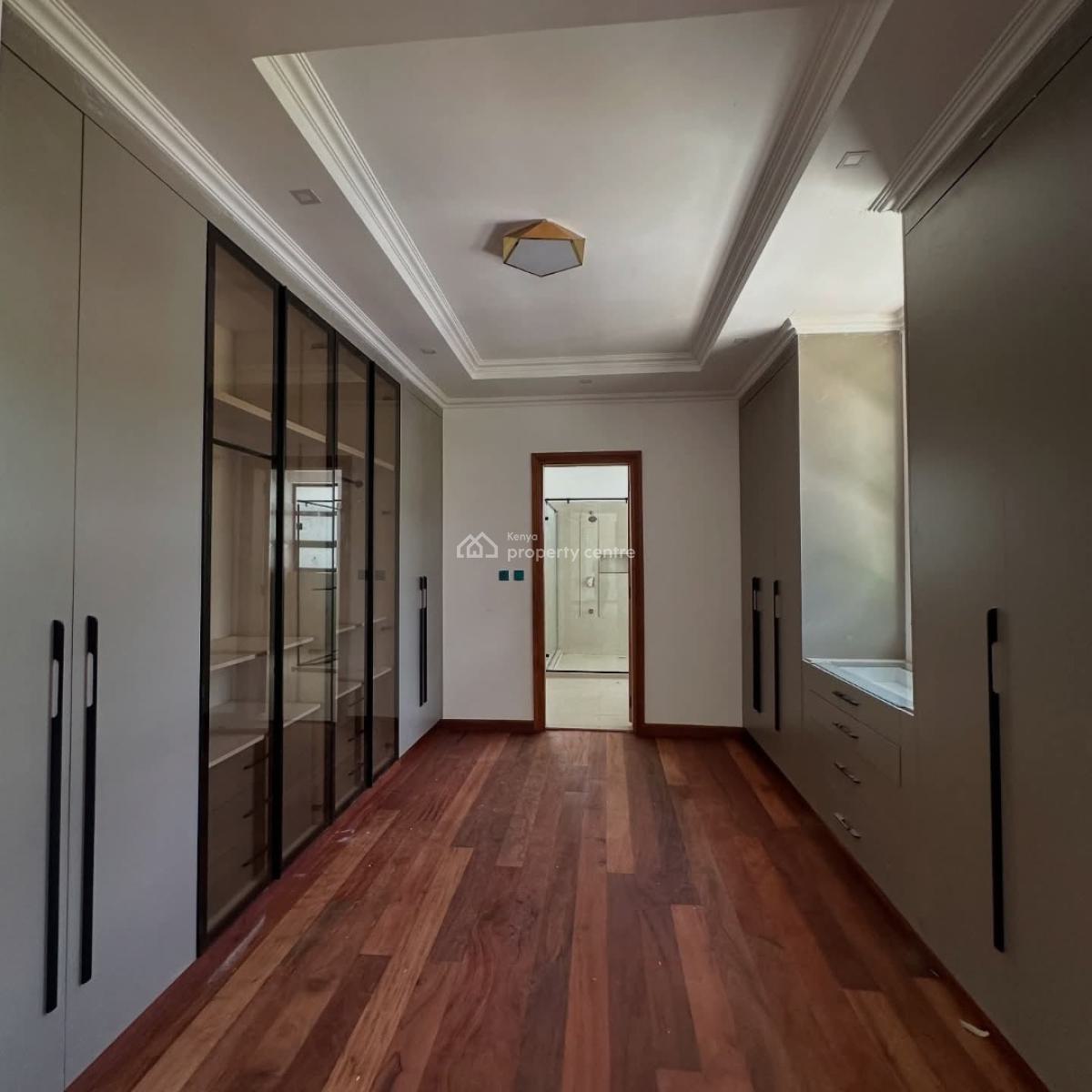 Luxury 5-bedroom All-en-suite Villa in Gated Community, Karen, Nairobi, House for Sale