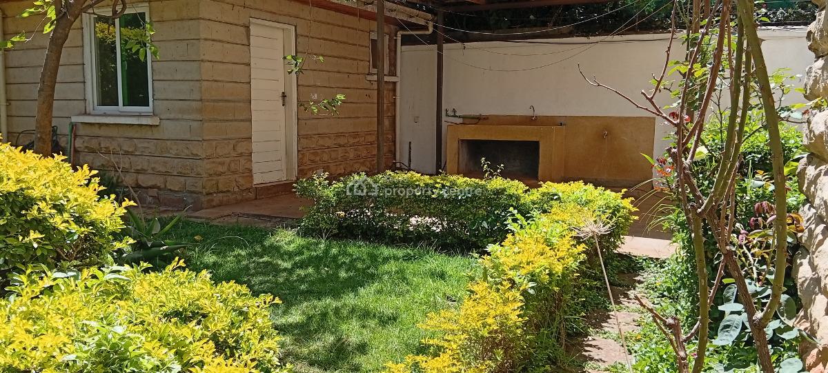 Five Bedroom All Ensuite Townhouse with a Garden, Green Shopping Center, Lavington, Nairobi, Townhouse for Rent