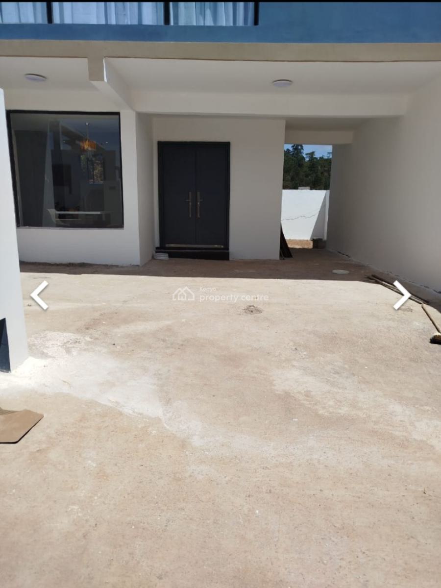 Contemporary 5bedroom Maisonette All Ensuite with Dsq and Pool, 500m From Tarmac Rd, Kikuyu, Kiambu, House for Sale