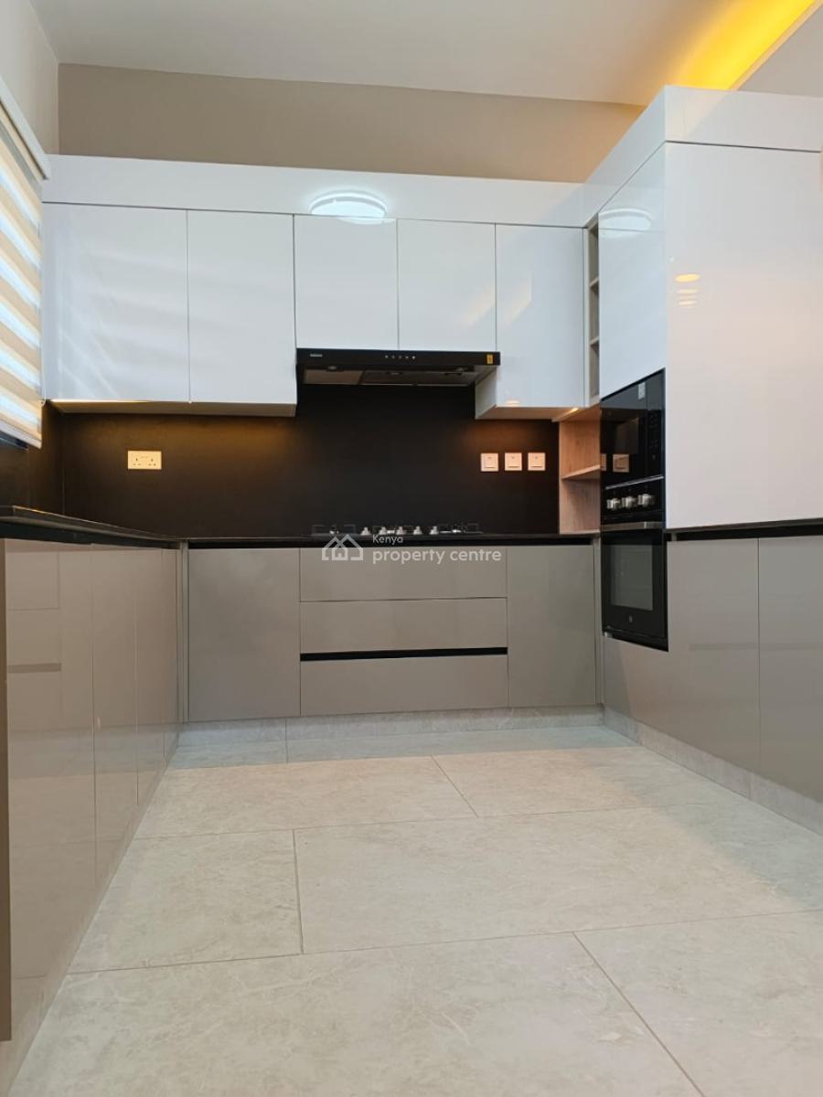 Modern 4 Bedrooms Duplexes & Triplexes Townhouse, Langata, Mugumo-ini (langata), Nairobi, Semi-detached Duplex for Sale