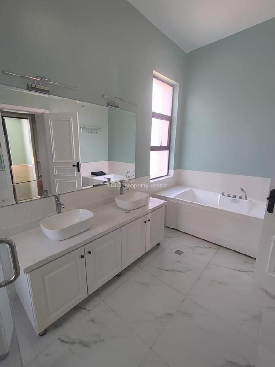 Luxury 5-bedroom All-en-suite Villa  in Gated Community, Karen, Nairobi, House for Rent