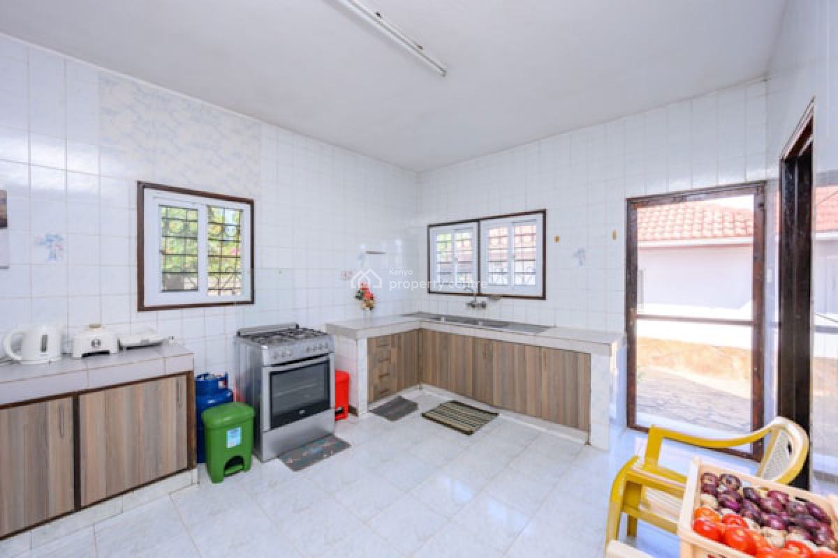 4 Bedroom Maisonette in Nyali. Asking Price Is Kshs. 52 Milli, Nyali, Nyali, Mombasa, Townhouse for Sale