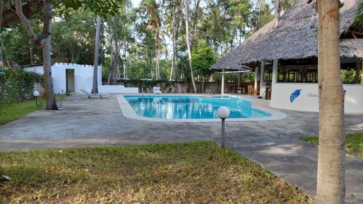 Garoda Watamu 1 Acre Plot with Big House of 5 Bedroom and Big Swimming, Watamu Garoda B, Watamu, Kilifi, Townhouse for Sale