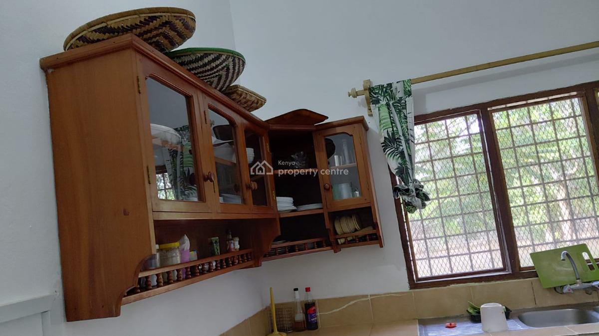 Garoda Watamu 1 Acre Plot with Big House of 5 Bedroom and Big Swimming, Watamu Garoda B, Watamu, Kilifi, Townhouse for Sale