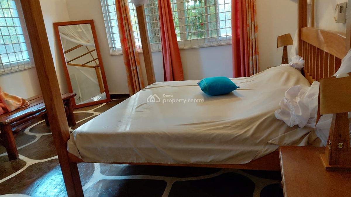 Garoda Watamu 1 Acre Plot with Big House of 5 Bedroom and Big Swimming, Watamu Garoda B, Watamu, Kilifi, Townhouse for Sale