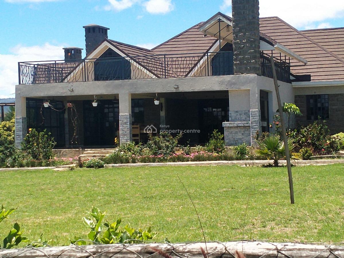 4 Bedroom House Ensuite in Naivasha Moi South Lake Road  on a, Naivasha Moi South Lake Rd, Naivasha East, Nakuru, Townhouse for Sale