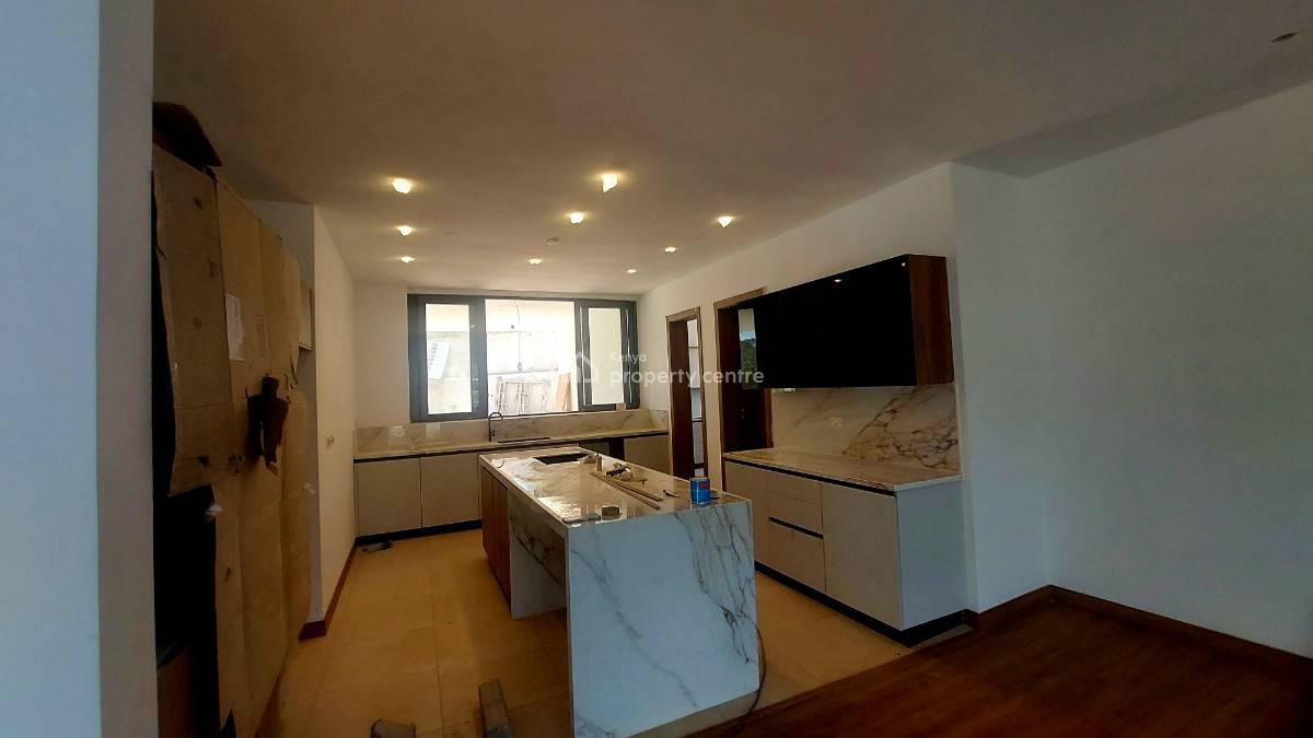 5 Bedroom Plus 2dsqs Villa in Nyari, Red Hill Road, Loresho, Westlands, Nairobi, Townhouse for Sale