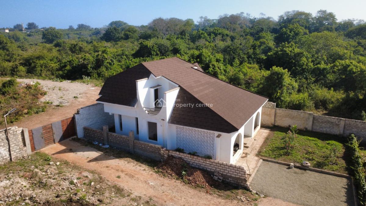 Luxury Villas Near The Beach, Diani Beach Road., Ukunda, Kwale, Detached Duplex for Sale