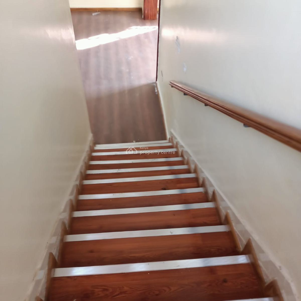 Elegant Standalone 4-bedroom Home on ¼ Acre, 📍 Thindigua, Kiambu Road, Kikuyu, Kiambu, Townhouse for Rent