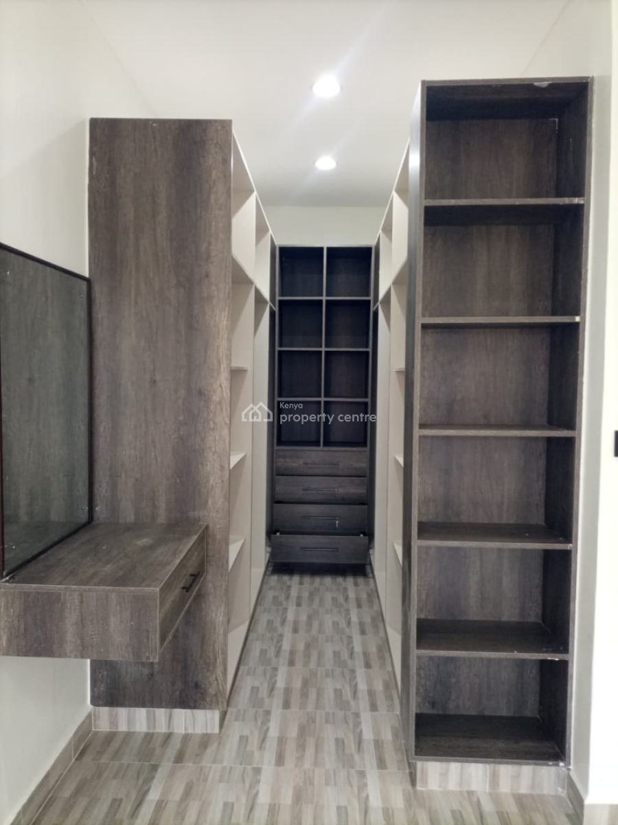 4 Bedroom House with Sq and Attic All Ensuite with Modern Estate, Membley Estate, Kiambu, Townhouse for Sale